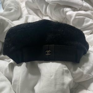 Chanel cap size Large 100% cashmere beanie